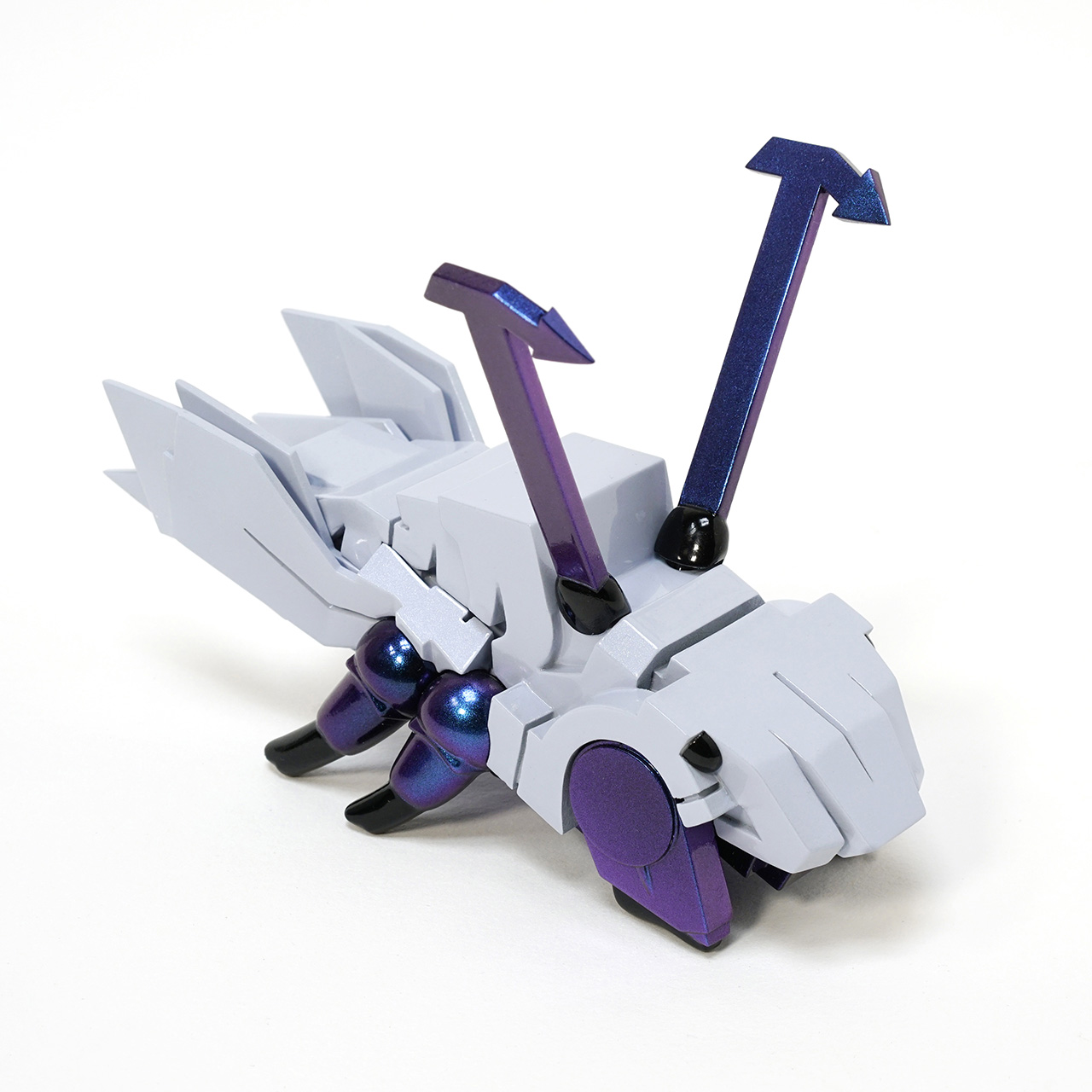 mutemess_greyfuture02